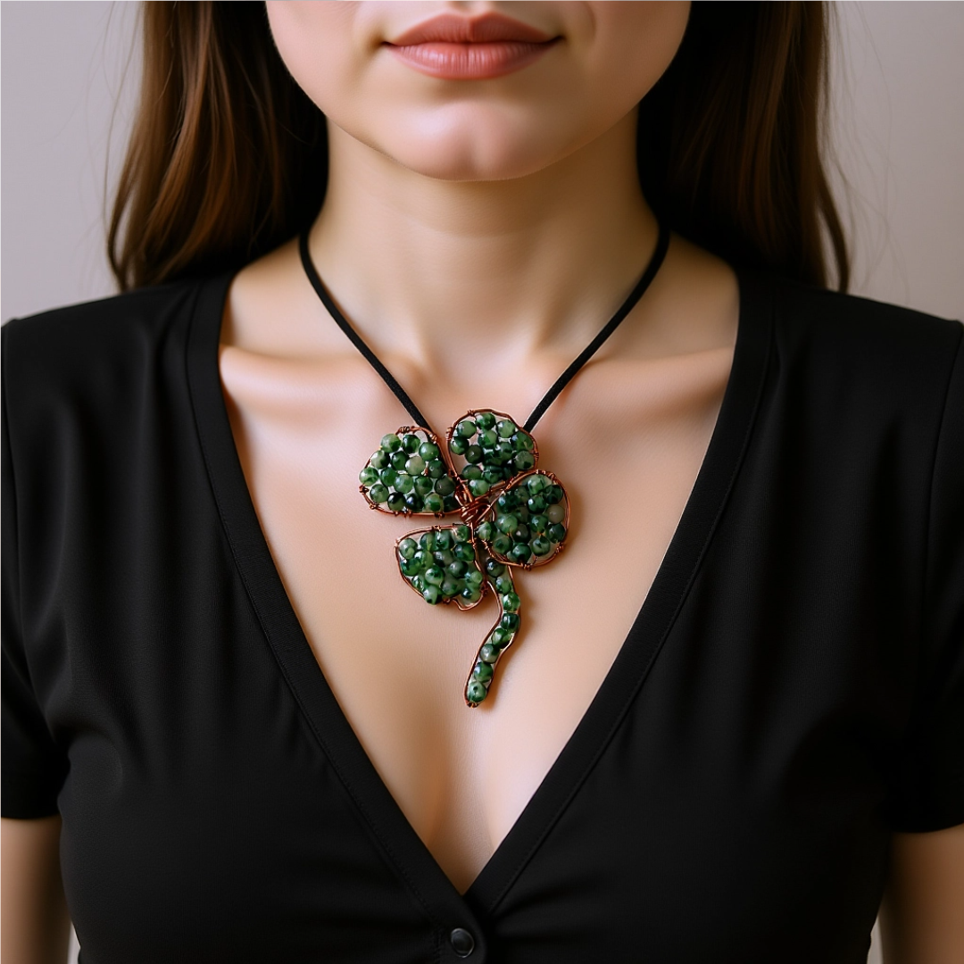 Unikatni nakit/Ogrlica djetelina sa četiri lista/UN16